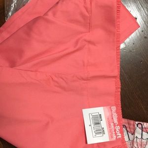 buttersofr bottoms/UA top Other - Women’s scrubs buttersofr bottoms/UA top Other - Women’s scrubs